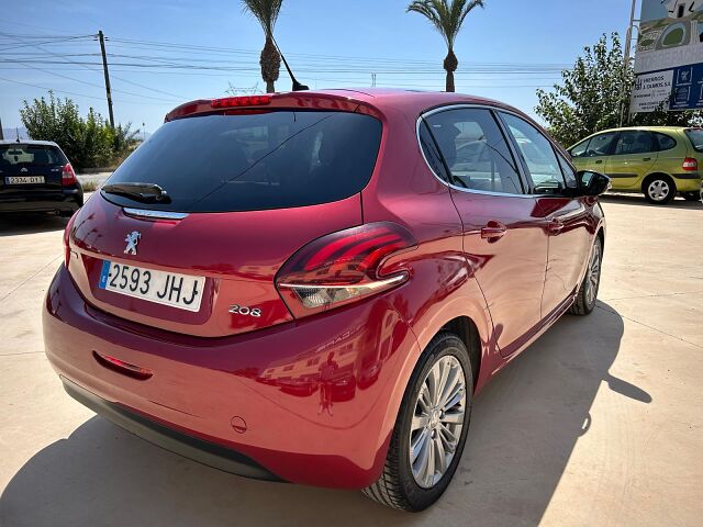 PEUGEOT 208 ALLURE 1.2 E-THP AUTO SPANISH LHD IN SPAIN 82000 MILES SUPERB 2015